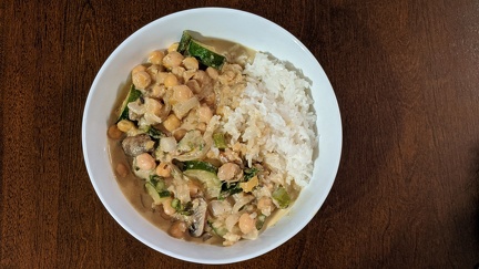 Veggie Thai yellow curry with chickpeas
